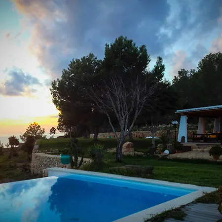Villa Weedy
